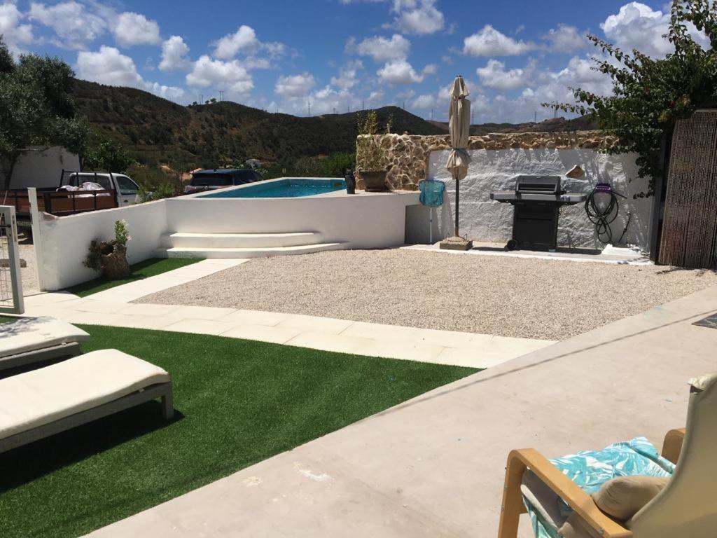 Quinta Vale De Luz Holiday home *